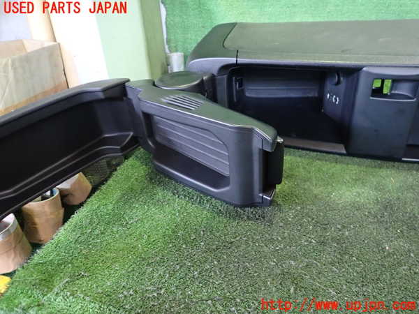 2UPJ-9230477540]BMW i3(1Z06)センターコンソール 中古 (I01)_4