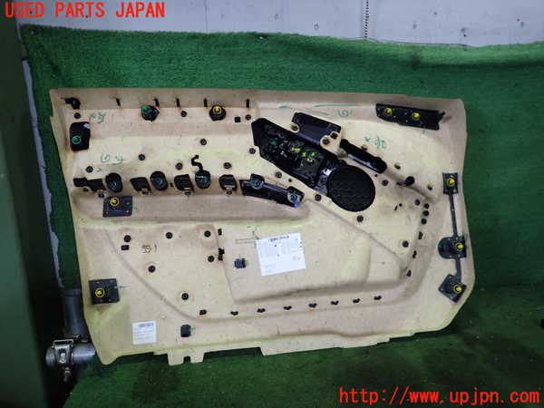 2UPJ-9230471234]BMW i3(1Z06)右前ドア内張り 中古 (I01)_3
