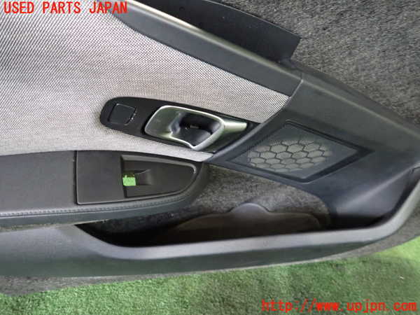 2UPJ-9230471264]BMW i3(1Z06)左前ドア内張り 中古 (I01)_2