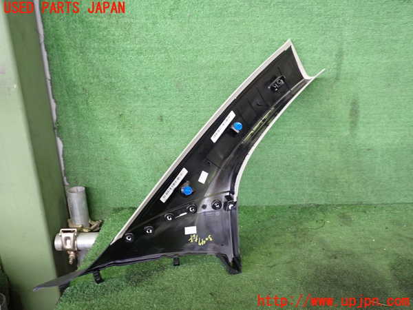 2UPJ-9230477660]BMW i3(1Z06)左フロントピラートリム 中古 (I01)_2