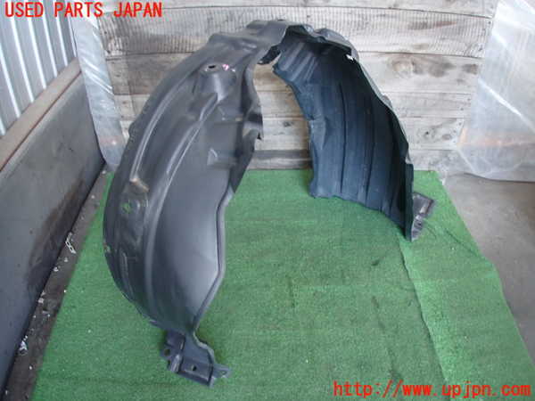 2UPJ-9230481092]ヤリス(YARIS)(KSP210)左前フェンダーライナー 中古_4