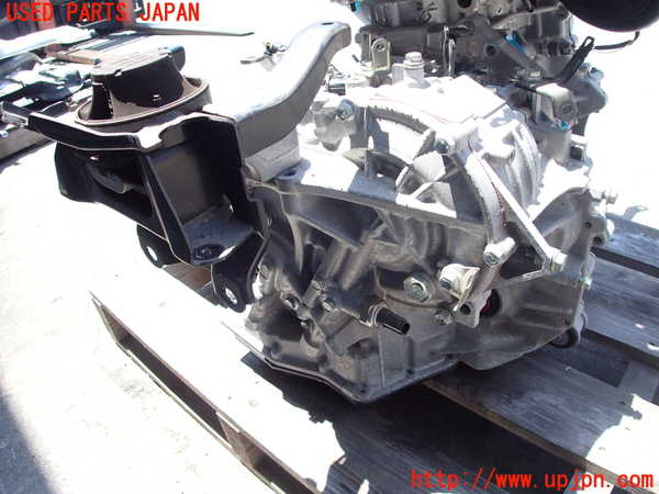 2UPJ-9230483010]ヤリス(YARIS)(KSP210)ミッション AT 1KR-FE 中古_2