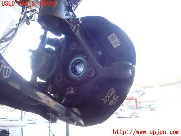 2UPJ-9230484290]ヤリス(YARIS)(KSP210)右フロントナックルハブ 中古_2