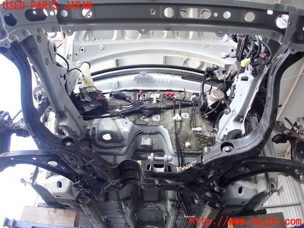 2UPJ-9230485285]ヤリス(YARIS)(KSP210)フロントメンバー 中古_2