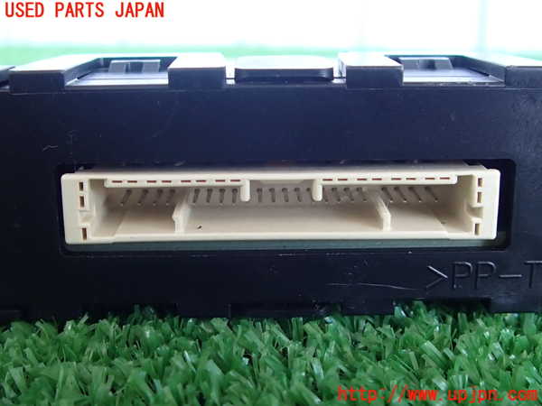 2UPJ-9230486150]ヤリス(YARIS)(KSP210)コンピューター5 (88650-K0030) 中古_4