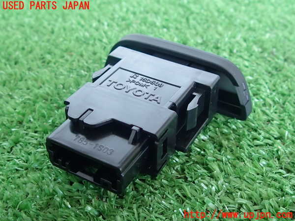 2UPJ-9230486290]ヤリス(YARIS)(KSP210)ハザードスイッチ 中古_2