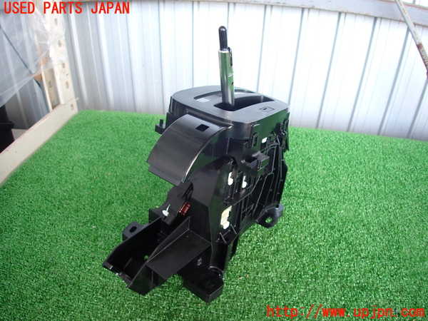 2UPJ-9230487555]ヤリス(YARIS)(KSP210)ATシフトレバー 中古_2