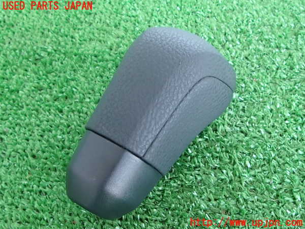 2UPJ-9230487570]ヤリス(YARIS)(KSP210)シフトノブ 中古_2