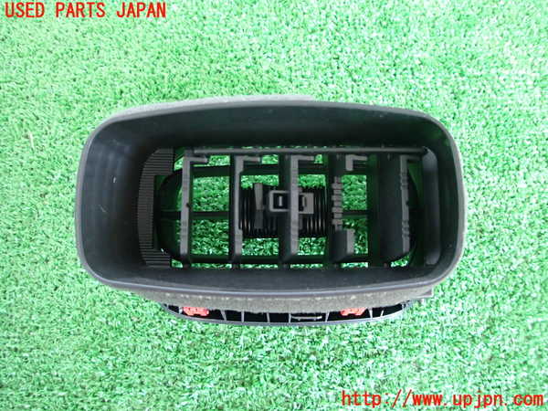2UPJ-9230487528]ヤリス(YARIS)(KSP210)エアコン吹き出し口3 (左) 中古_2