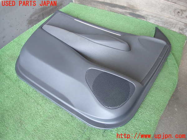 2UPJ-9230481264]ヤリス(YARIS)(KSP210)左前ドア内張り 中古_2