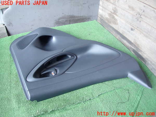 2UPJ-9230481324]ヤリス(YARIS)(KSP210)左後ドア内張り 中古_3