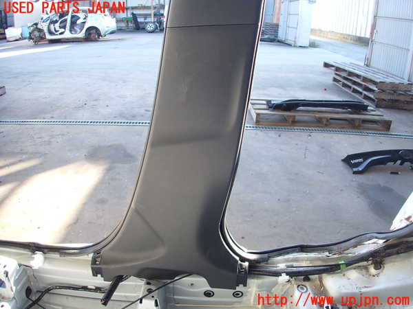 2UPJ-9230487665]ヤリス(YARIS)(KSP210)右センターピラートリム 中古_3