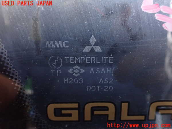 2UPJ-9230491382]ギャラン(E39A)左クォーターガラス (M203) 中古_3
