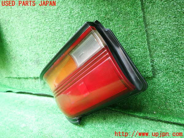 2UPJ-9230491530]ギャラン(E39A)右テールランプ 中古_2