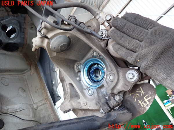 2UPJ-9230514295]BMW ミニ(MINI)クーパーD(XN15)(F56)左フロントナックルハブ 中古_2