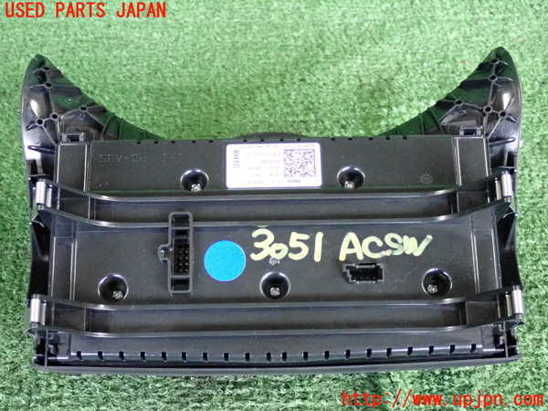 2UPJ-9230516066]BMW ミニ(MINI)クーパーD(XN15)(F56)エアコンスイッチ1 中古_2