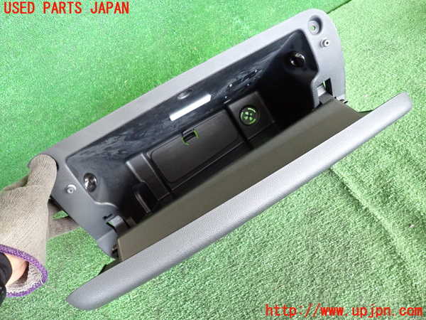 2UPJ-9230517516]BMW ミニ(MINI)クーパーD(XN15)(F56)グローブボックス1 中古_2