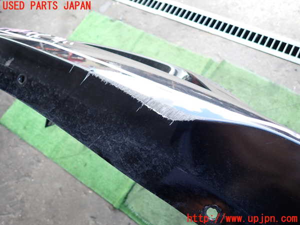 2UPJ-9230521010]BMW 320i(PG20)(E90)フロントバンパー 中古_4