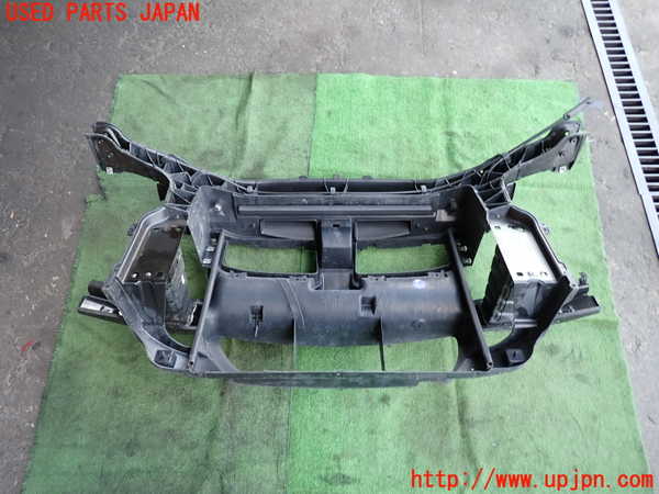 2UPJ-9230521041]BMW 320i(PG20)(E90)コアサポート 中古_4