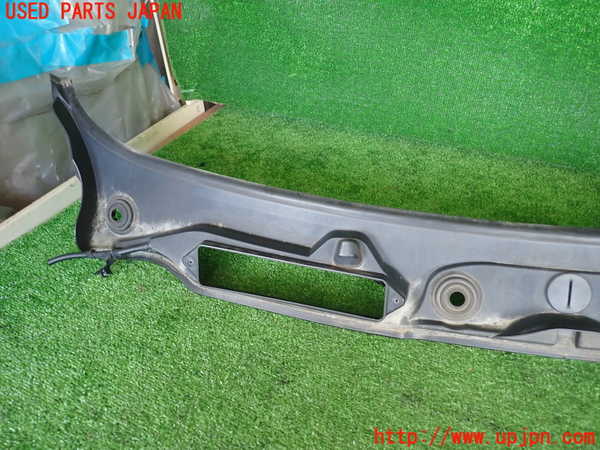 2UPJ-9230521190]BMW 320i(PG20)(E90)カウルトップ 中古_3