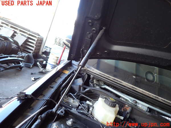 2UPJ-9230521068]BMW 320i(PG20)(E90)ボンネットダンパー 中古_2