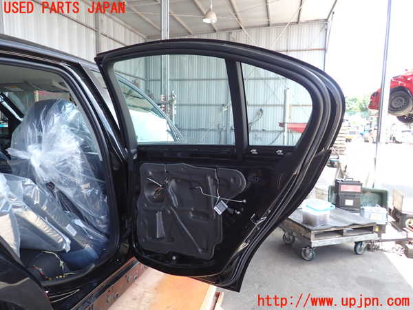 2UPJ-9230521290]BMW 320i(PG20)(E90)右後ドア (43R-00083 M272) 中古_2