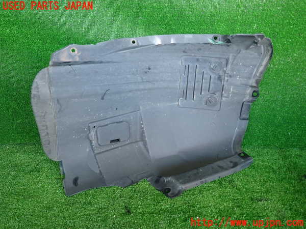 2UPJ-9230521092]BMW 320i(PG20)(E90)左前フェンダーライナー 中古_5