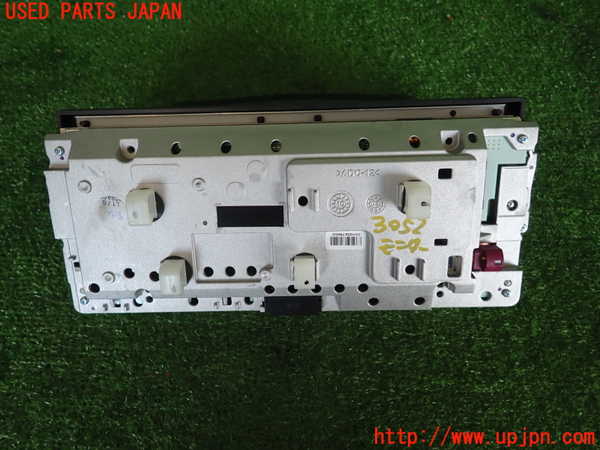 2UPJ-9230526629]BMW 320i(PG20)(E90)モニター 中古_3