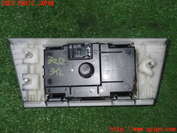 2UPJ-9230526285]BMW 320i(PG20)(E90)ライトスイッチ 中古_2
