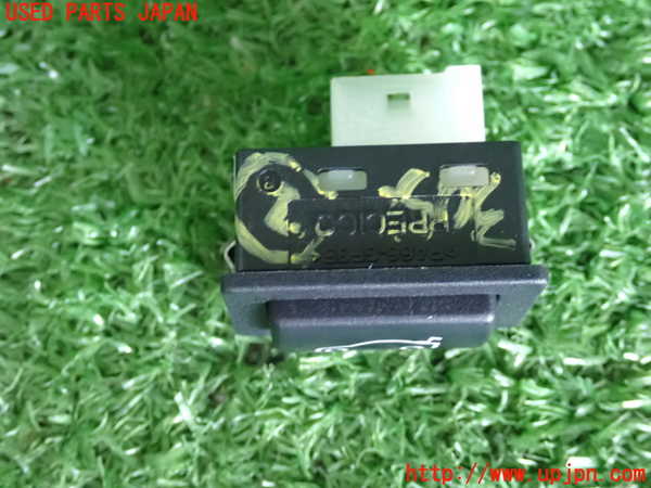 2UPJ-9230526307]BMW 320i(PG20)(E90)スイッチ2 (トランク) 中古_2
