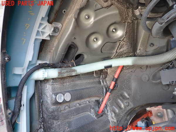 2UPJ-9230526791]BMW 320i(PG20)(E90)ウォッシャータンク1 中古_2