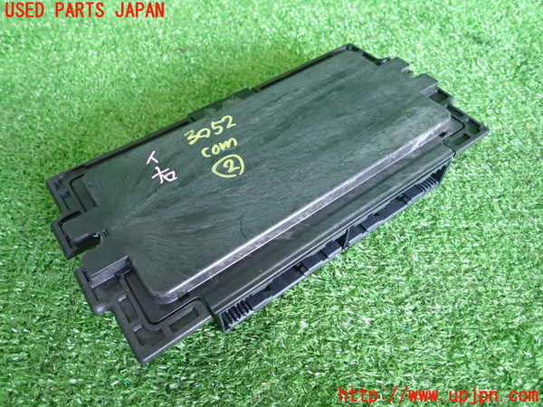 2UPJ-9230526147]BMW 320i(PG20)(E90)コンピューター2 中古_2