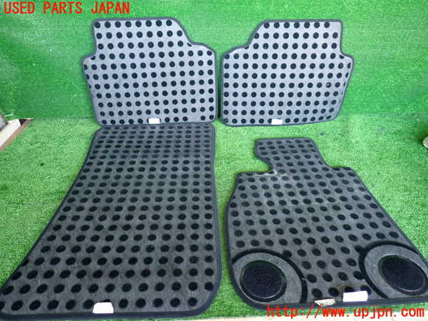 2UPJ-9230527800]BMW 320i(PG20)(E90)フロアマット 中古_4