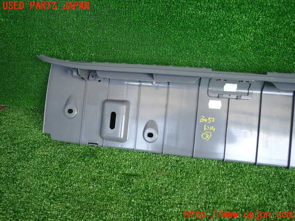 2UPJ-9230527692]BMW 320i(PG20)(E90)内装トリム類2 中古_5