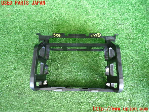 2UPJ-9230527693]BMW 320i(PG20)(E90)内装トリム類3 中古_3