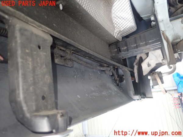1UPJ-9230531614]ルノー・トゥインゴ(AHH4B)リアバンパーホースメント 中古_2
