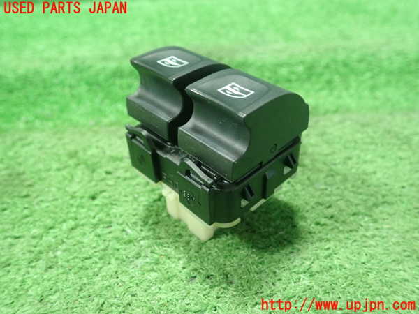 1UPJ-9230536240]ルノー・トゥインゴ(AHH4B)右前パワーウィンドウスイッチ 中古_2