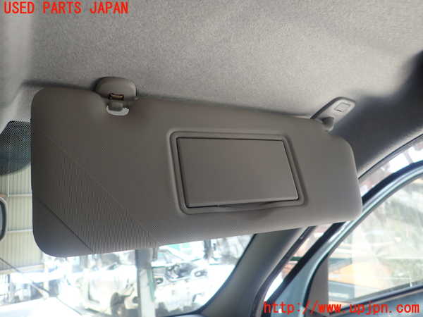 1UPJ-9230537625]ルノー・トゥインゴ(AHH4B)室内サンバイザー右側 中古_2