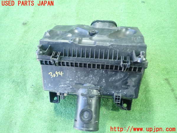 1UPJ-9230542560]RX-8(SE3P)エアクリーナーボックス 中古_2
