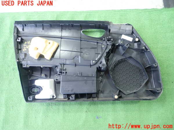 1UPJ-9230541234]RX-8(SE3P)右前ドア内張り 中古_3