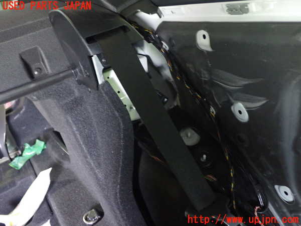 1UPJ-9230567185]BMW 420i クーペ Mスポーツ(3N20 F32)左2列目シートベルト 中古_2