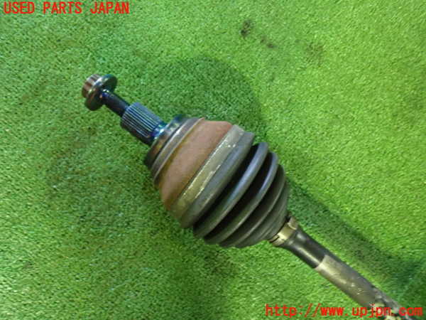 5UPJ-9230574015]VW ゴルフ トゥーラン(1TCZD)左フロントドライブシャフト 中古_3