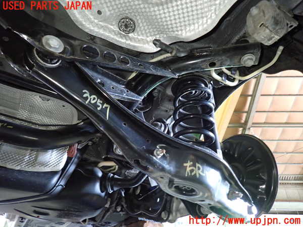 5UPJ-9230575295]VW ゴルフ トゥーラン(1TCZD)リアメンバー 中古_2