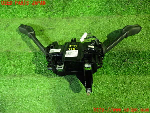 5UPJ-9230576720]VW ゴルフ トゥーラン(1TCZD)コンビネーションスイッチ 中古_4