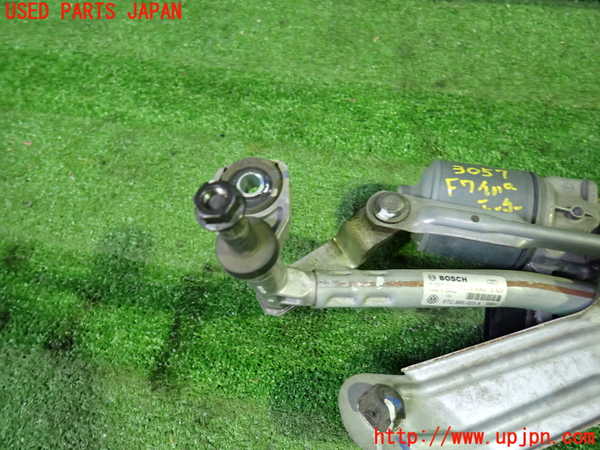 5UPJ-9230576770]VW ゴルフ トゥーラン(1TCZD)フロントワイパーモーター 中古_3