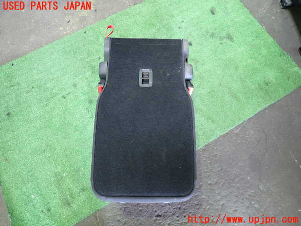 5UPJ-9230577125]VW ゴルフ トゥーラン(1TCZD)2列目シート 中古_5