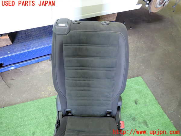 5UPJ-9230577145]VW ゴルフ トゥーラン(1TCZD)右2列目シート 中古_2