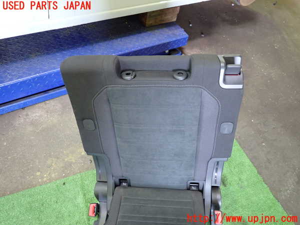 5UPJ-9230577235]VW ゴルフ トゥーラン(1TCZD)右3列目シート 中古_2