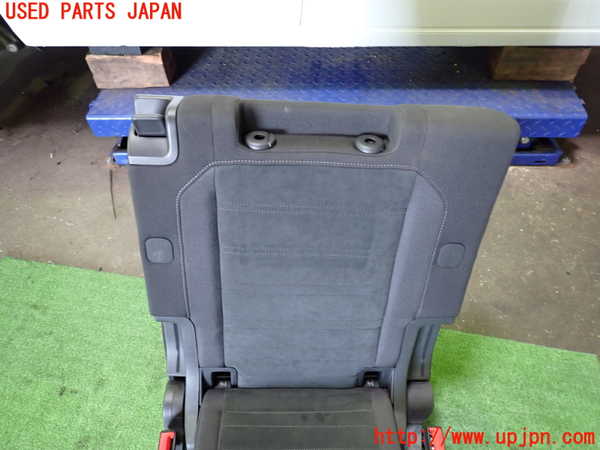 5UPJ-9230577265]VW ゴルフ トゥーラン(1TCZD)左3列目シート 中古_2