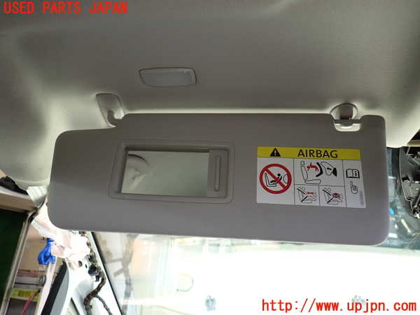 5UPJ-9230577630]VW ゴルフ トゥーラン(1TCZD)室内サンバイザー左側 中古_3